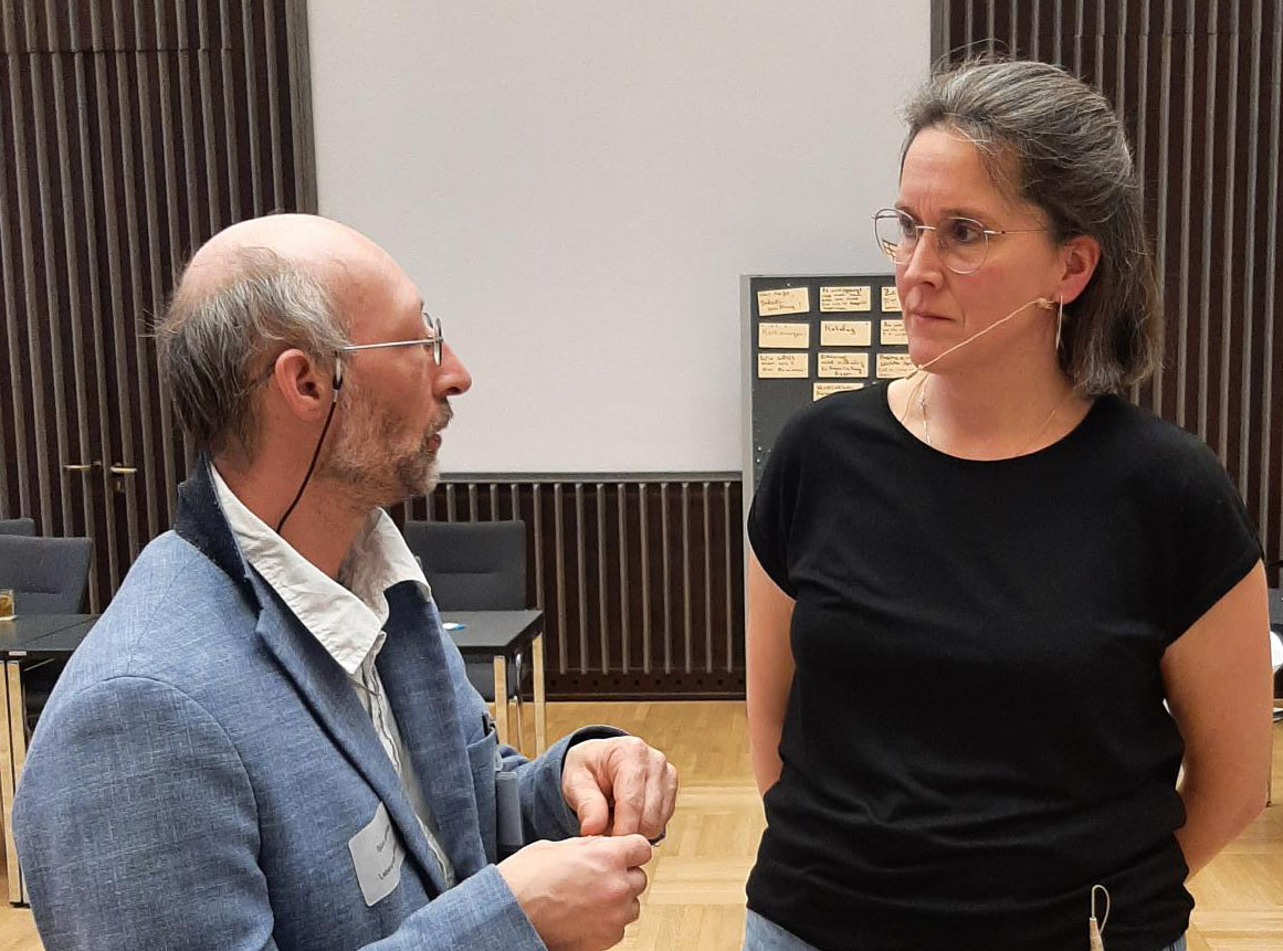 Björn Schneider im Gespräch mit Judith Wege vom LWV